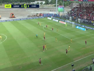 法甲 克莱蒙vs梅斯 20230827海报