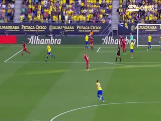 西甲 加的斯vs奥萨苏纳 20230425海报