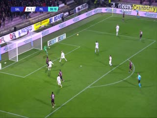 意甲 萨勒尼塔纳vsAC米兰 20231222海报