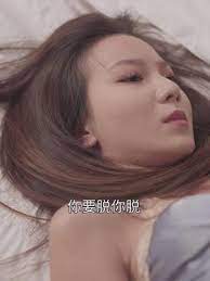 崛起，从离婚开始海报