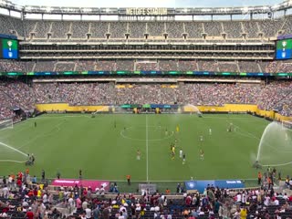 世俱杯小组赛 弗卢米嫩塞VS蔚山HD 20250622海报