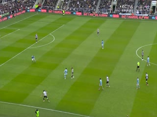 英超联赛 纽卡斯尔联VS诺丁汉森林 20250223海报