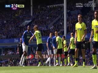 英超联赛 埃弗顿VS南安普顿 20250518海报