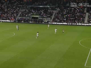 法甲联赛 昂热VS斯特拉斯堡 20250511海报