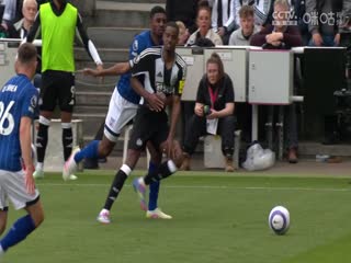 英超联赛 纽卡斯尔联VS伊普斯维奇 20250426海报