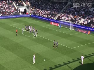 法甲联赛 昂热VS里尔 20250427海报