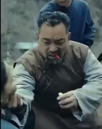 我和爷爷走人间海报