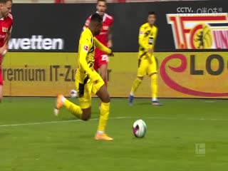 德甲联赛 波鸿VS奥格斯堡 20250412海报