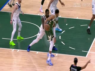 NBA常规赛 森林狼VS雄鹿 20250409海报