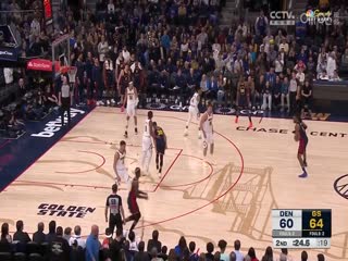 NBA常规赛 掘金VS勇士 20250405海报