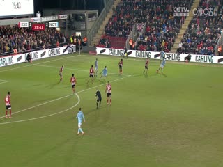 足总杯第四轮比赛 埃克塞特城VS诺丁汉森林 20250212海报