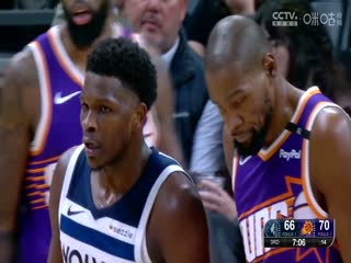 NBA常规赛 森林狼VS太阳  20250130海报