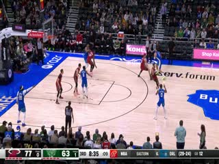 NBA常规赛 热火VS雄鹿 20240214海报