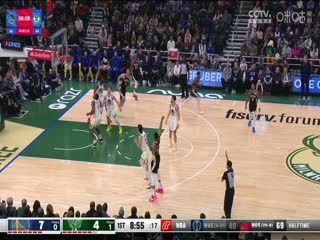 NBA常规赛 勇士VS雄鹿 20240114海报