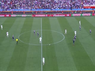 南非世界杯 小組賽-C 斯洛文尼亞(歐洲) VS (北美洲)美國(国俄双语)海报