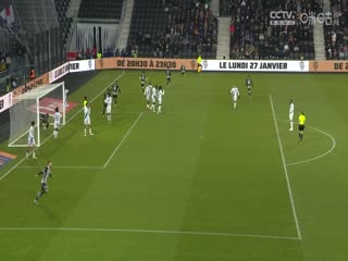 法甲联赛 昂热VS欧塞尔 20250120海报