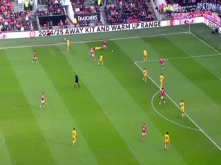 足总杯第三轮比赛 布里斯托尔城VS狼队 20250111海报