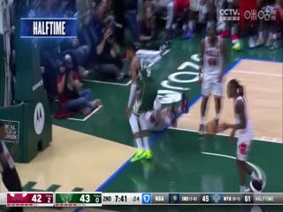 NBA常规赛 尼克斯VS雷霆 20250104海报