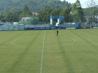 足协杯资格赛 上海长宁三菱重工VS武汉联镇 20241219海报