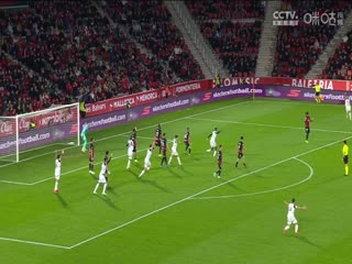 西甲联赛 马略卡VS瓦伦西亚 20241130海报