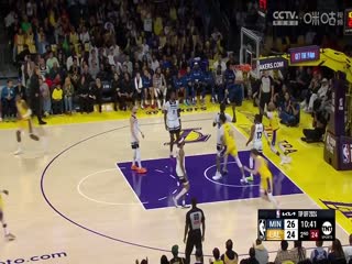 NBA常规赛 森林狼VS湖人 20241023海报