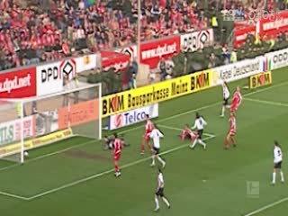 德甲联赛 荷尔斯泰因基尔VS海登海姆 20241102海报