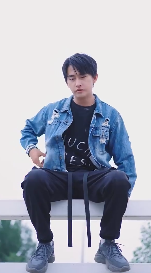 激活行善积德系统海报