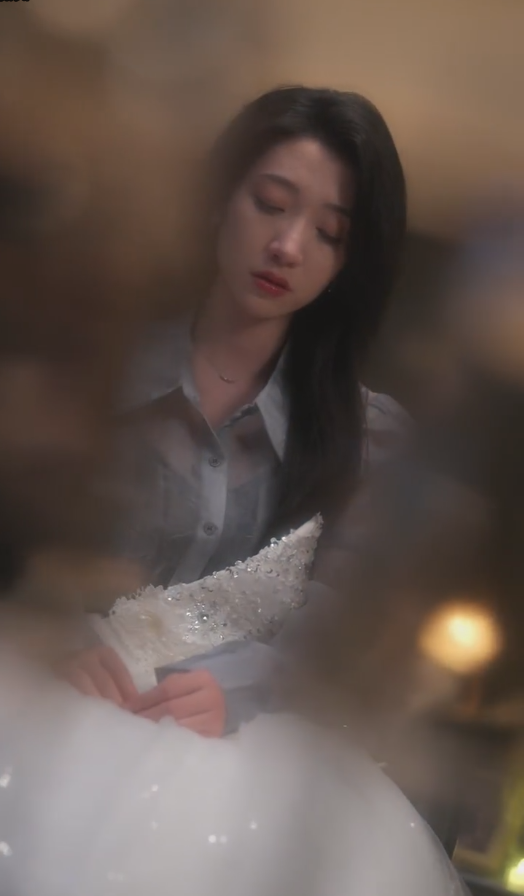 你是我的蓄谋已久海报