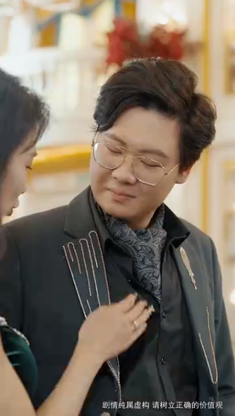 倾城娇妻人如玉，保安少爷世无双海报