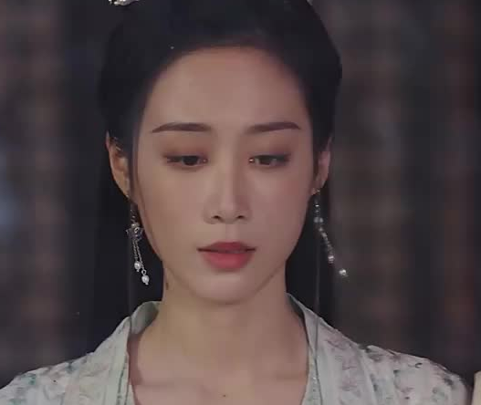 恰逢暮雪亦白头海报