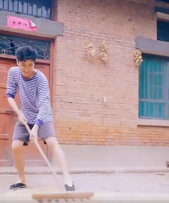 重生1984当首富海报