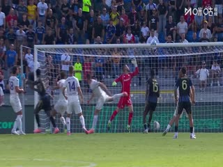 意甲联赛 比萨VS佛罗伦萨 20250928海报