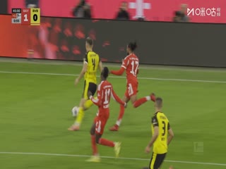 德甲联赛 拜仁慕尼黑VS多特蒙德 20251019海报