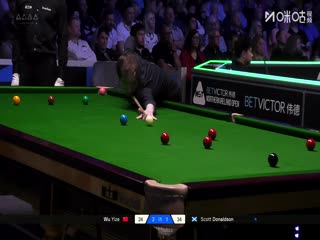 2025斯诺克北爱尔兰公开赛64进32 吴宜泽4-3斯科特·唐纳森 20251019海报