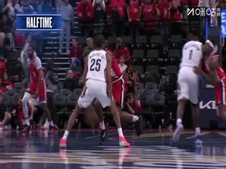 NBA常规赛 森林狼VS黄蜂 20251102海报