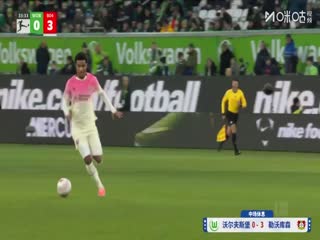 德甲联赛 沃尔夫斯堡VS勒沃库森 20251122海报