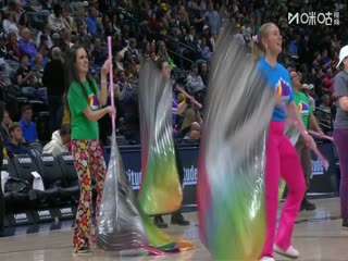 NBA常规赛 独行侠VS掘金 20251202海报