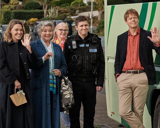 天堂岛之外第四季海报